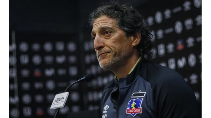 Mario Salas en conferencia de prensa