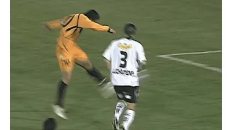 Gol de Paredes a Colo Colo
