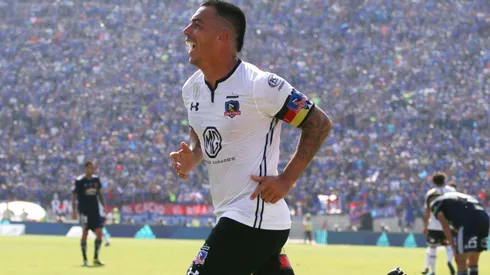 Paredes anotando en el Nacional