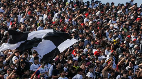 Hinchada de Colo Colo