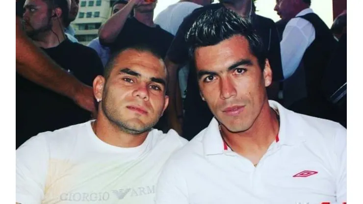 Bogado comparte una foto con Esteban Paredes