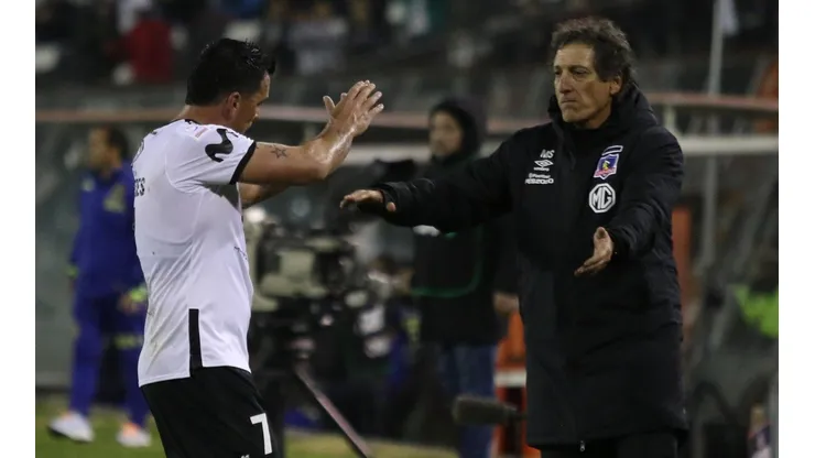 Paredes podría continuar su carrera en Colo Colo y Mario Salas le abrió la puerta.
