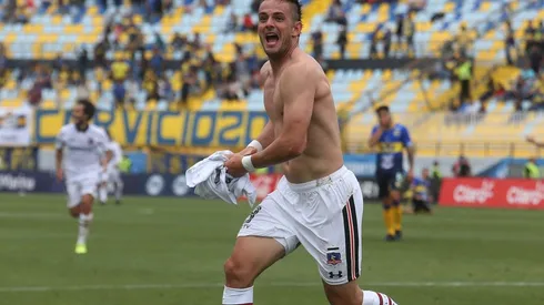 Octavio Rivero celebrando un gol de Colo Colo