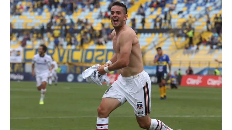 Octavio Rivero celebrando un gol de Colo Colo