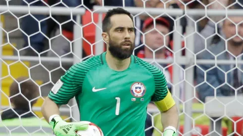 Claudio Bravo no está en la Roja desde 2017