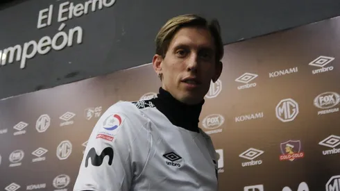 Rossi presentado en Colo Colo