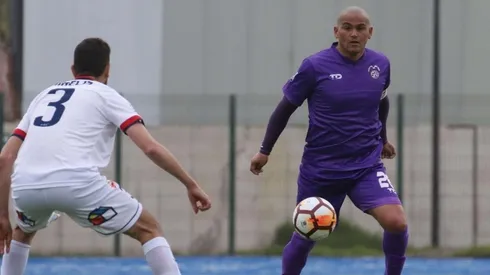 Suazo jugando por el SAU