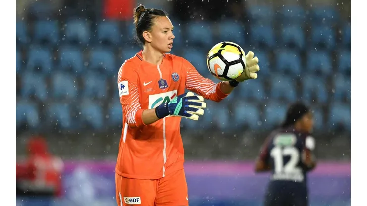Tiane Endler campeona con el PSG.