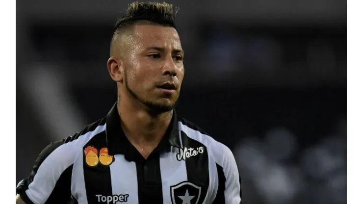 Leo Valencia en Botafogo