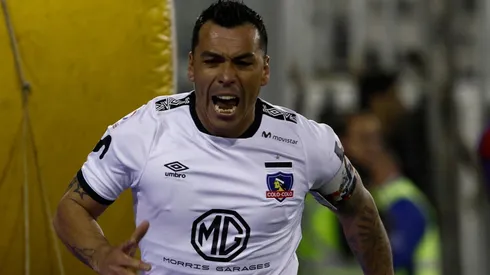 Esteban Paredes puso tranquilidad sobre su estado físico