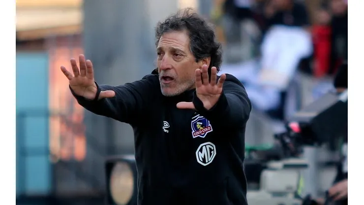 Mario Salas se vio molesto durante la derrota