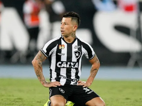 Colo Colo contactó a Leonardo Valencia, rechazado por Universidad de Chile