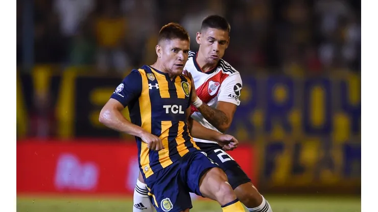 Gil por ahora sigue en Rosario