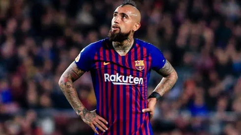 Arturo Vidal tiene una dura lucha por ser titular en el Barcelona