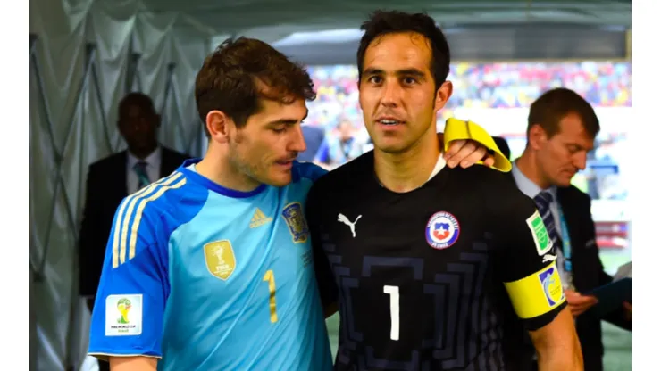 Iker Casillas llenó de elogios a Claudio Bravo.