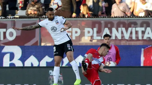 Colo Colo ante Curicó en el estadio Monumental.