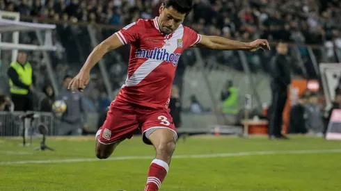 Yerson Opazo fue uno de los futbolistas que jugó en Curicó y Colo Colo