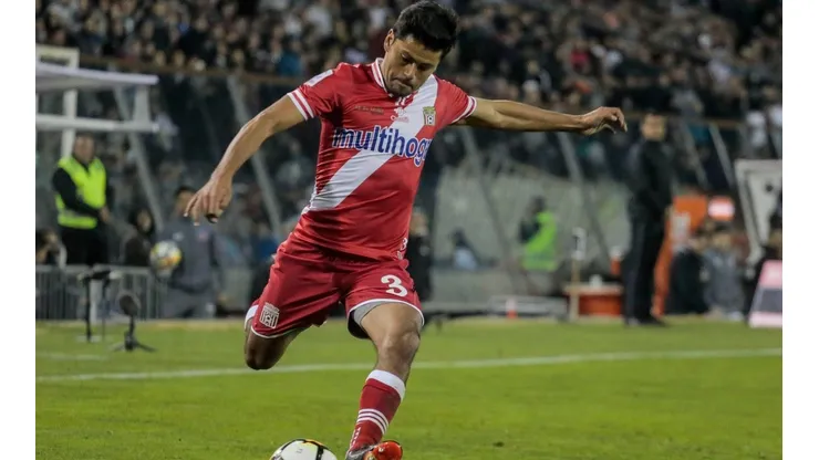 Yerson Opazo fue uno de los futbolistas que jugó en Curicó y Colo Colo