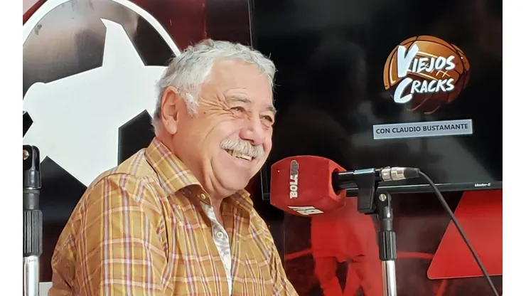 Carlos Caszely no volverá a trabajar Colo Colo