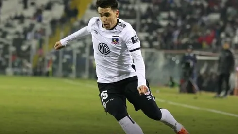 Mouche en el partido ante Everton.