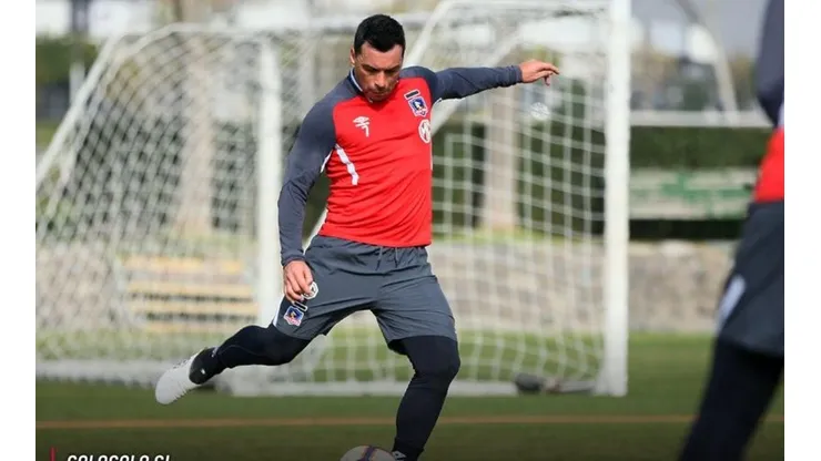 Paredes entrena a la par con sus compañeros
