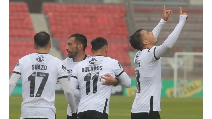 Colo Colo vuelve a la acción.