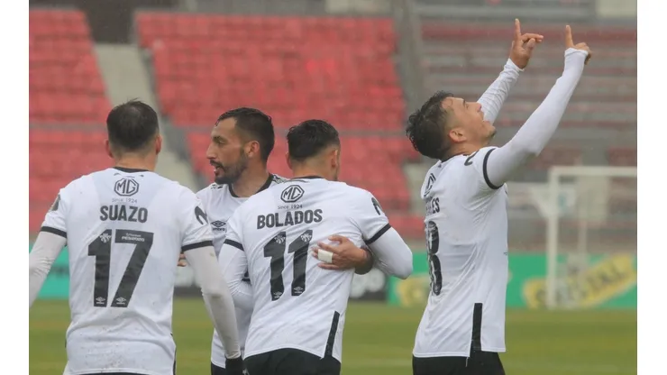 Colo Colo tiene la posibilidad de sacar distancias