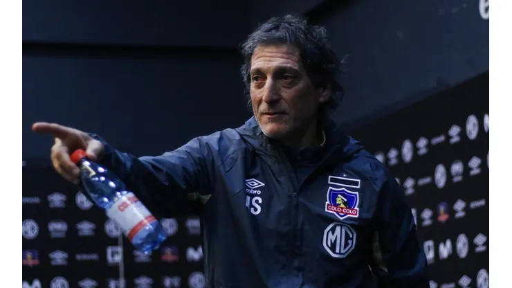 Mario Salas en conferencia de prensa.