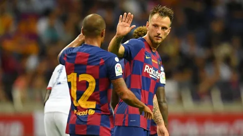 Iván Rakitic y Rafinha compiten por un puesto con Arturo Vidal