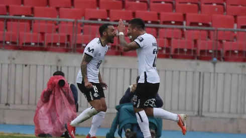 Parraguez celebrando su gol