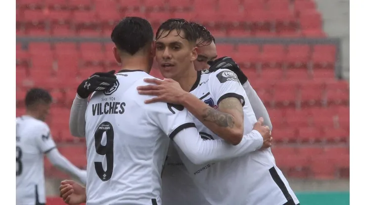 Villanueva celebra su gol ante Barnechea.