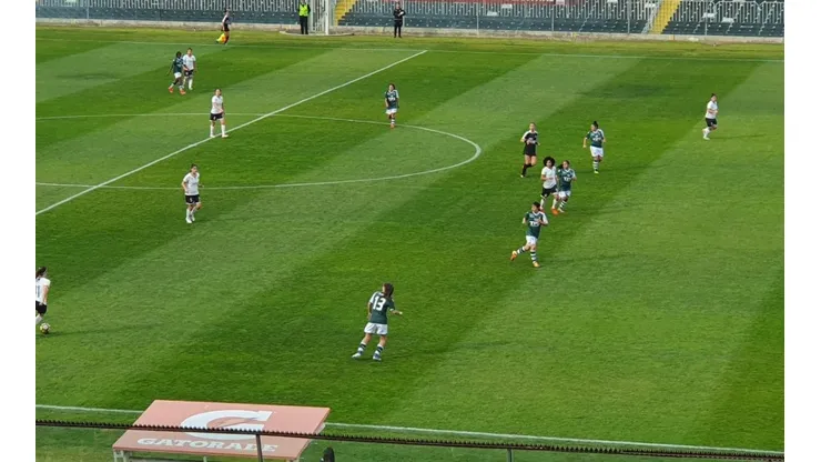 Colo Colo enfrenta a Santiago Wanderers en la cancha principal del Estadio Monumental