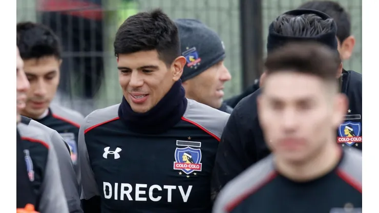 Pavez en su partida: "Me da pena dejar Colo Colo porque es el club que amo"
