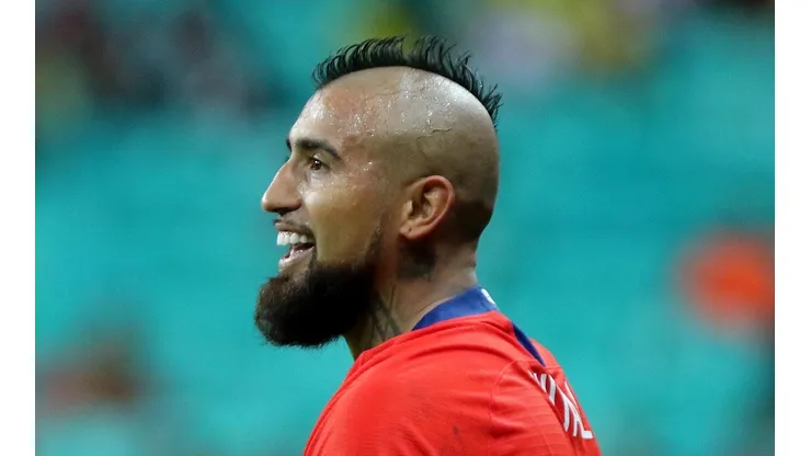 Arturo Vidal fue reconocido por la Conmebol