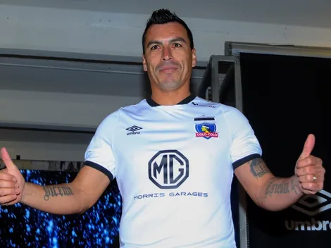 FOTOS | ¡Así es la nueva camiseta Umbro de Colo Colo!
