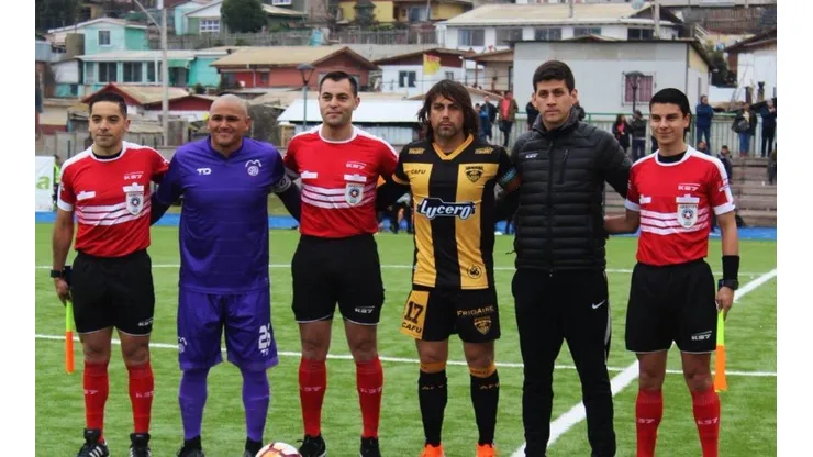 Humberto Suazo y Arturo Sanhueza se reencontraron en la Segunda División