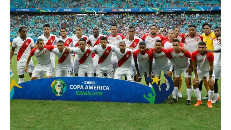 Perú mantendrá su once