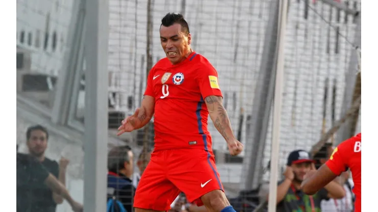 Paredes celebrando un gol en el Monumental