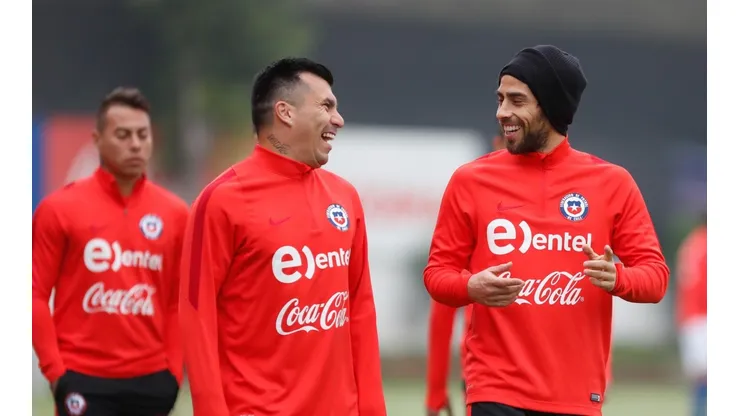 Jorge Valdivia se las mandó tirando la talla en Twitter