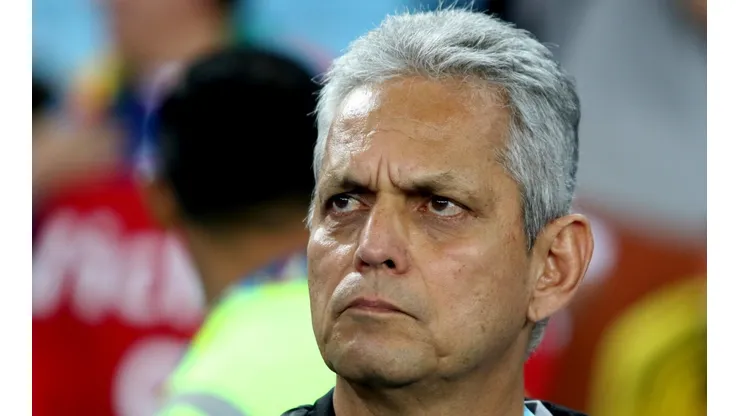 Reinaldo Rueda durante el partido con Uruguay.