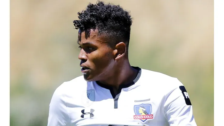 Bolaños jugó dos partidos en Primera con Colo Colo
