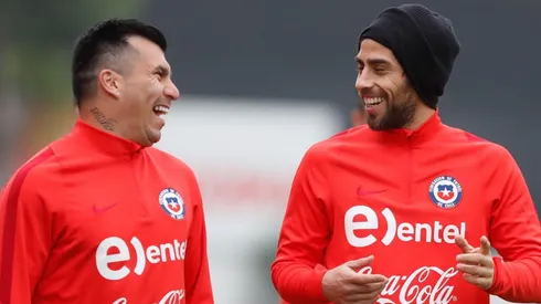 Valdivia con Medel en la Roja.