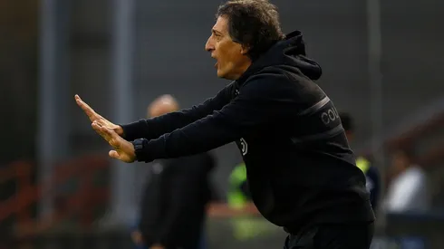 Mario Salas durante un partido