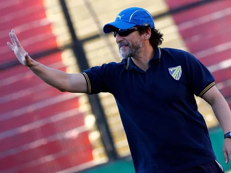 Salas enfrentará a Barnechea, su primer equipo profesional como DT