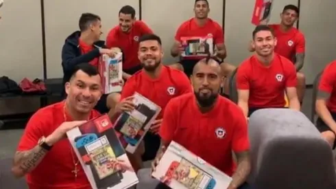 Arturo Vidal agradeció por los regalos