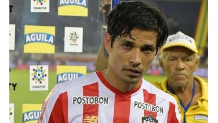 Al parecer en Junior cuentan con Matías Fernández