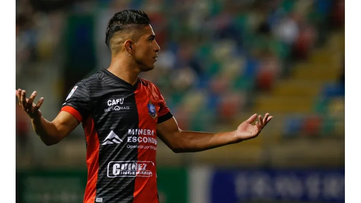 Felipe Flores quiere salvar su casa.