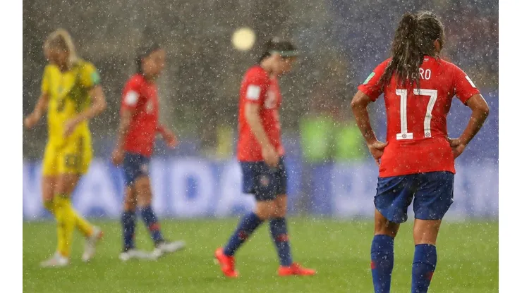 Chile no pudo en su debut ante Suecia