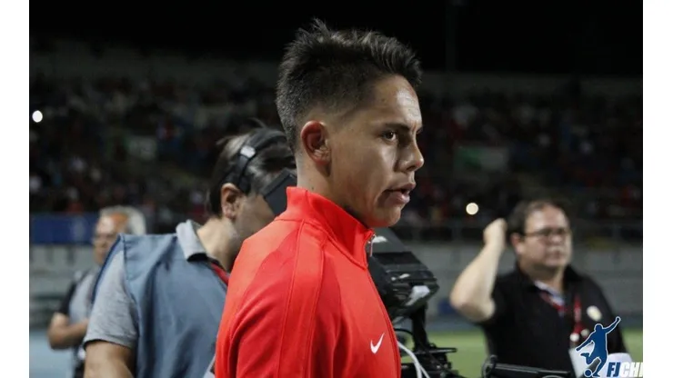 Zederick Vega todavía pertenece a Colo Colo