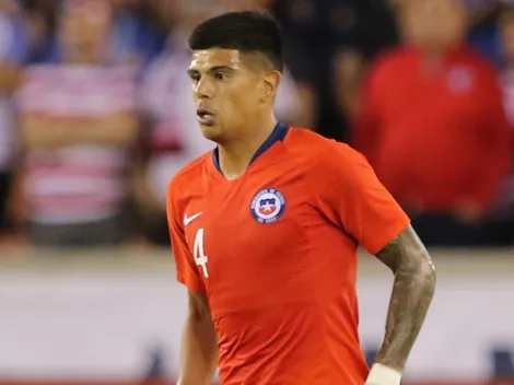 Esteban Pavez la rompe y puede ser titular con Chile